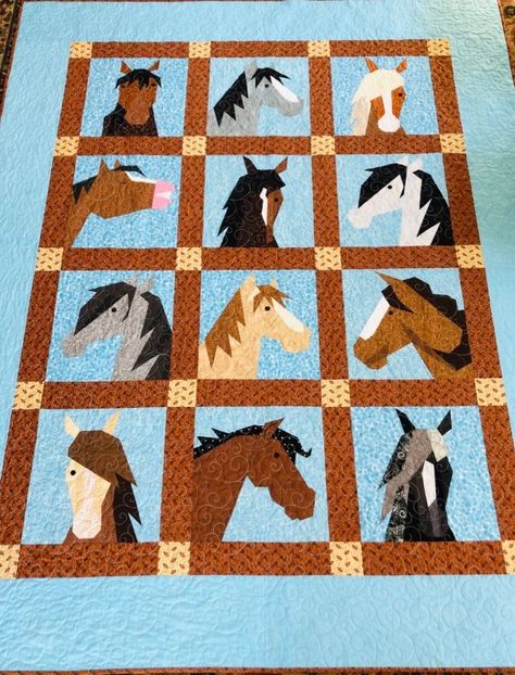 Snoozing...not really! - Made By Marney Horse Quilt Patterns Free, Horse Quilts Ideas, Horse Quilt Block, Horse Quilt Patterns, Animal Quilt Patterns, Horse Blanket Pattern, Horse Quilts, Shark Quilt, Cowboy Quilt