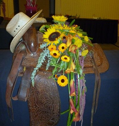 Horseshoe Wreath, Casket Spray, Casket Flowers, Sympathy Arrangements, Daughters Wedding, Zen Garden Design, Grave Flowers, Casket Sprays, Western Saddles