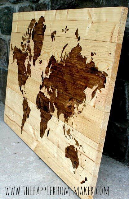 DIY Wooden World Map Art - Make this DIY world map out of wood. Great idea for wall decor or giving as a gift! Wooden World Map, Wood World Map, Wall Inspiration, World Map Art, Wooden Map, Vacation Inspiration, World Map Wall Art, Art Carte, Diy Holz