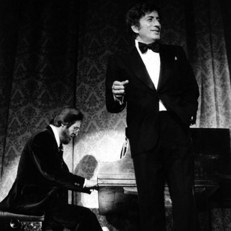 Bill Evans and Tony Bennett. Bill Evans, Tony Bennett, Jazz Artists, Bob Hope, Cool Jazz, Vintage Black Glamour, Good Listener, Jazz Musicians, Types Of Music