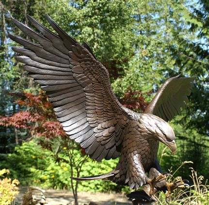 Tribute Eagle statue with traditional bronze patina by Mike Curtis Eagle Sculpture, Eagle Statue, Tree Carving, Chainsaw Carving, Bronze Patina, An Eagle, Animal Statues, Bird Sculpture, Scrap Metal Art