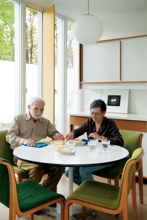 isaacson residence interior dining room portrait Herman Miller Table, Room Portrait, Eames Table, Residence Interior, Herman Miller Eames, Miller Homes, Charles And Ray Eames, Ray Eames, Humble Abode