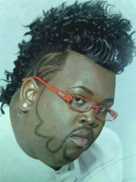 Funny Awkward Family Photos: man portrait funny hair beard design Weird Haircuts, Funny Family Photos, Bad Haircut, Corte De Cabelo Masculino, Afro Punk, صور مضحكة, Crazy Hair, Bad Hair Day, Cool Haircuts