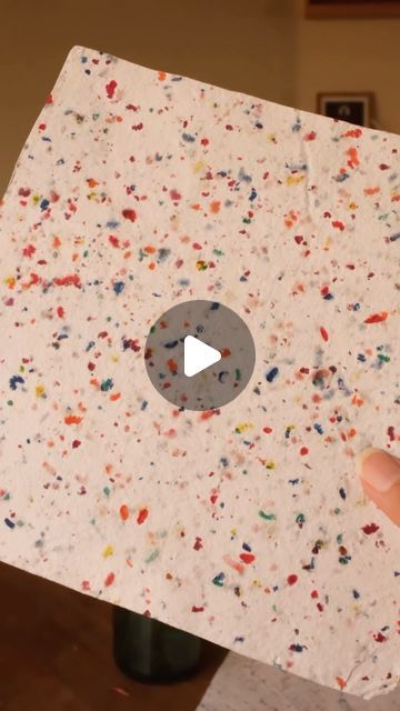 Art On Recycled Paper, Painting With Paper Pulp, Paper Pulp Art, Diy Stamp Pad, Paper Recycle, Bucket Of Water, Pinterest Tutorial, Paper Video, Splatter Screens