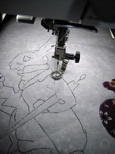 Free Motion Embroidery Tutorial, Free Motion Embroidery Designs, Free Motion Embroidery Applique, Free Applique Patterns, Machine Embroidery Tutorials, Free Motion Designs, Freehand Machine Embroidery, Quilting Blogs, Free Motion Quilting Patterns