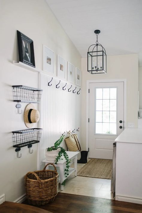 Small Home Entryway, Small House Upgrades, Mudroom Addition, House Upgrades, Home Entryway, House Flip, Mudroom Organization, Foyer Ideas, Mudroom Entryway