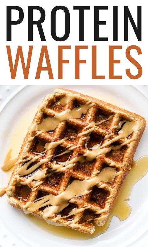 Protein waffles made with vanilla protein powder, Greek yogurt, eggs and rolled oats. They're super easy to make, absolutely delicious and perfect for meal prep. Protein Powder Greek Yogurt, Greek Yogurt Waffles, Yogurt Eggs, Ella Vegan, Greek Yogurt Eggs, Waffle Ingredients, Protein Waffles, Protein Powder Recipes, High Protein Breakfast