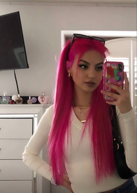 Black Roots And Pink Hair, Fuchsia Pink Hair, Flash Pink Hair, Pink Hair Neon, Electric Pink Hair, Light And Dark Pink Hair, Outfits For Pink Hair, Pink Hair With Fringe, Pink Hair Outfit Style