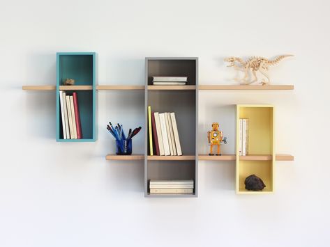 Wall-mounted sectional bookcase MAX DOUBLE XL Pièces complices Collection By Compagnie design Olivier Chabaud Wall Mounted Bookcase, Grey Shelves, Shelf Decor Living Room, Bookcase Design, Reclaimed Wood Art, Old Room, Nina Simone, Large Shelves, Book Shelves