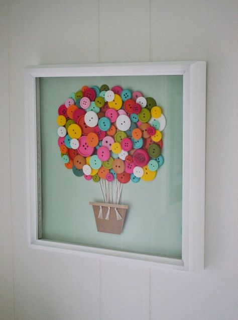 Ok. Not Pom poms, but still fun! Cuadros Diy, Penanda Buku, Hot Air Balloon Nursery, Easy Diy Decor, Adorable Nursery, Diy Bebe, Diy Nursery, Baby Diy, Button Art