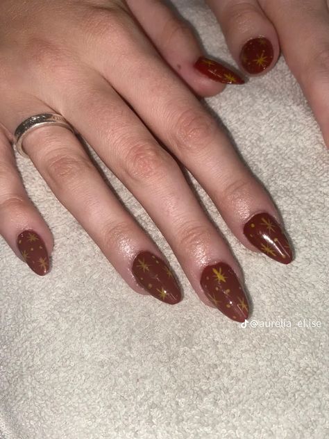 Fantastic Mr Fox Apple Nails, Fantastic Mr Fox Aesthetic Outfit, Fantastic Mr Fox Nails, The Fantastic Mr Fox Art, Fantastic Mr Fox Aesthetic, Tattoo Pretty, Fox Nails, Hand Decor, Inspo Fits