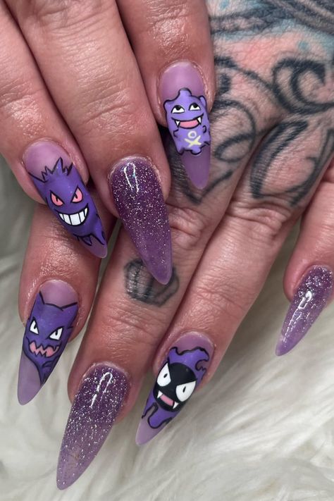 Pokémon Nail Design Pokemon Manicure, Eevee Nail Art, Gengar Nail Art, Pokemon Nails Art, Psyduck Nails, Pokemon Inspired Nails, League Of Legends Nails, Eevee Nails, Gengar Nails