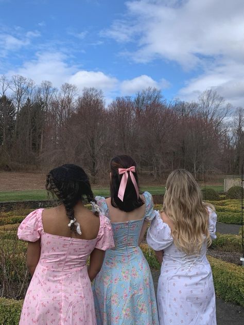 3 girls standing next to each other wearing pastel colored dresses Claire Core, Watching Bridgerton, Cottage Core Cottage, Bestie Aesthetic, Tea Party Attire, Aesthetic Cottage Core, Cottage Core Dresses, Aesthetic Princess, Royalty Core