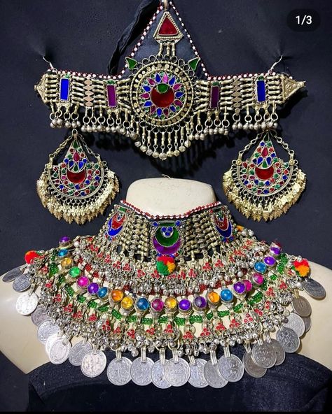 Afghanistan Culture, Wedding Jewellery Designs, Pakistani Culture, Afghani Clothes, Wedding Gift Pack, Beautiful Bridal Dresses, Afghan Girl, Afghan Jewelry, Afghan Fashion