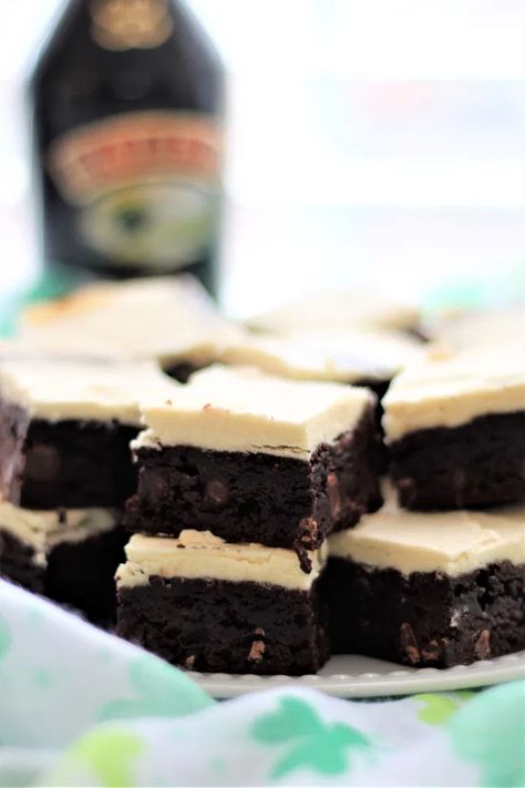 Gluten Free Irish Cream Brownies | Let Them Eat Gluten Free Cake Irish Cream Brownies, Irish Cream Desserts, Baileys Irish Cream Cake, Irish Cream Recipes, Irish Dessert Recipes, Baileys Irish Cream Recipes, Irish Cream Cake, Irish Cake, Cookie And Bar Recipes