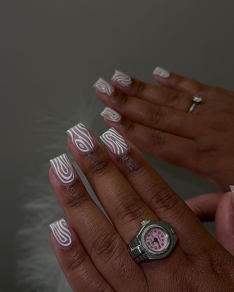 CPR 🫠💕 -Overlay |Rings are Available|… | Instagram Nail Designs Bling, Overlay Nails, Acrylic Overlay, Elegant Nail Designs, Girly Acrylic Nails, Gel Mani, Short Acrylic Nails Designs, Cpr, Nail Studio