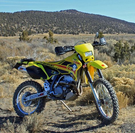 Adventure Bikes Dual Sport, Dual Sport Motorcycles, Suzuki Dirt Bikes, Sport Motorcycles, Bike Adventure, Adventure Motorcycle, Dual Sport Motorcycle, Used Bikes, Dual Sport