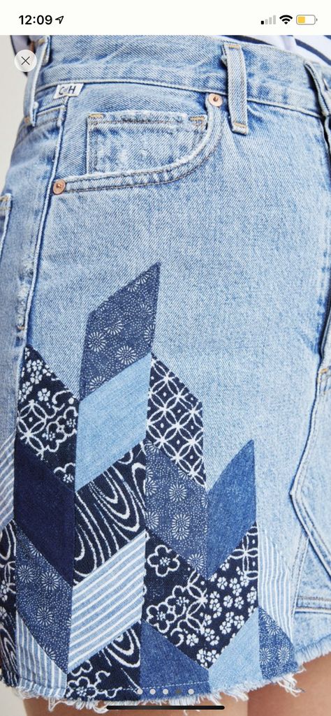 Mini Patchwork, Ropa Upcycling, Patchwork Clothes, Quilted Clothes, Denim Inspiration, Casual Skirt Outfits, Denim Ideas, Patchwork Skirt, Patchwork Denim