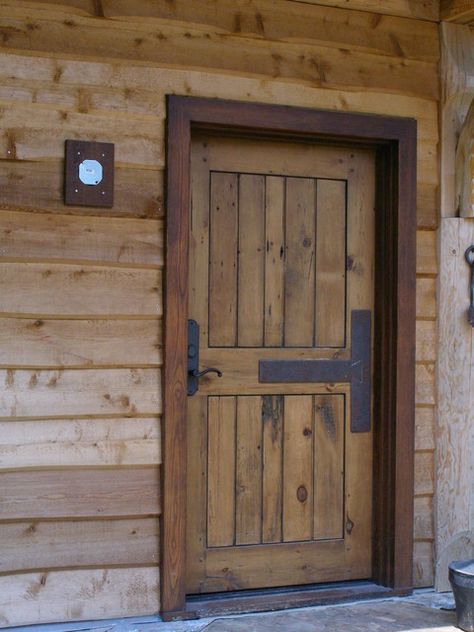 Perfect Rustic Entry Doors, Rustic Exterior Doors, Rustic Doors Interior, Rustic Entry, Rustic Wood Doors, Rustic Front Door, Garage Door Types, Garage Door Styles, Cabin Doors