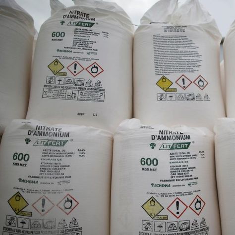 What is ammonium nitrate, Advice, Beirut Explosion, Ammonium Nitrate, The Ira, Agriculture Industry, Ship Names, Chemical Formula, Wake Up Call, Port Authority, Beirut