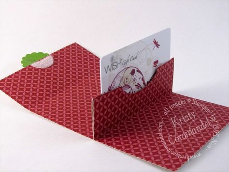 Pop Up: Gift Cards can sometimes be a boring thing to give but a great thing to receive. So why not spice up the way you give them! Pop Up Gift Card Holder, Unique Gift Card Holder, Pop Up Gift Card, Card Holder Template, Gift Card Holder Template, Pop Up Gift, Gift Card Holder Diy, Unique Gift Cards, Gift Cards Money