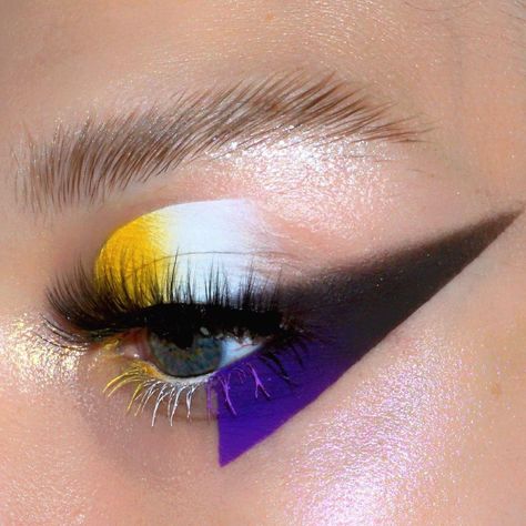 Funky Makeup, Non Binary Pride, Punk Makeup, Makeup Drawing, Sugarpill Cosmetics, Pride Makeup, Face Art Makeup, Magical Makeup, Eye Makeup Designs