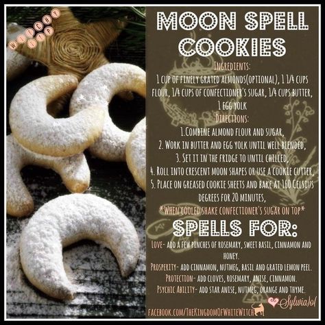 Spell Cookies, Moon Cookies, Kitchen Witch Recipes, Moon Spells, Magia Das Ervas, Hot Buttered Rum, Kitchen Witchery, Kitchen Witch, Cookies Ingredients