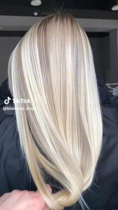 Medium Blonde With Platinum Highlights, Long Blonde Hair Cuts With Layers, Real Blonde Hair, Butter Cream Blonde Hair, Burnett To Blonde Before And After, Bright Blonde Hair Color Ideas, Barbie Blonde Hair Color, All Over Blonde Hair Color, Bright Dimensional Blonde