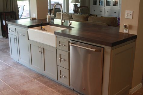 kitchen island with sink | ... the sink and another bank of drawers between the sink and dishwasher Island With Sink And Dishwasher, Kitchen Island With Sink And Dishwasher, Island With Sink, Sink And Dishwasher, Sink Dishwasher, Portable Kitchen Island, Kitchen Island With Sink, Sink In Island, Kitchen Island Bench