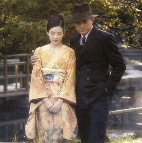 Sayuri and her Chairman.  A favorite love story of mine. Ken Watanabe, Memoirs Of A Geisha, Samurai Warrior, Film Review, Period Dramas, Great Movies, Memoirs, Outlander, Bing Images