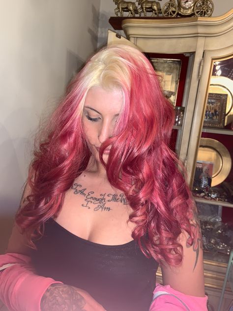 Red Roots Pink Ends Hair, Pink Roots Red Hair, Blonde Roots Pink Hair, Blonde Roots Pink Ends, Blonde And Bright Red Hair, Blonde Roots Red Hair, Red Hair With Blonde Roots, Red Hair Blonde Roots, Blonde Hair Red Roots