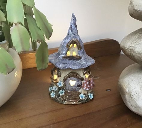 Fairy House Lamp, Ceramics Fairy House, Hollow Ceramic Ideas, Fairy House Sculpture, Ceramic House Candle Holder, Ceramic Fairy Houses Handmade, Ceramic Lamps Handmade, Ceramic Fairy House, Fairy Candle Holder