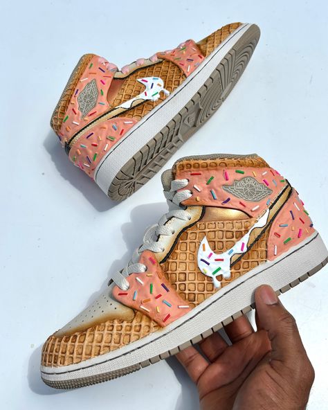 Created a one of a kind pair of Ice Cream Jordan’s for @sega.justice! What flavor are these though?? ✨🍊🍑🍦 Shoe Bakery, Ice Cream Shoes, Custom Jordan, Custom Jordans, Oc Board, Custom Shoes Diy, Kawaii Clothing, Shoes Diy, Candy Crafts