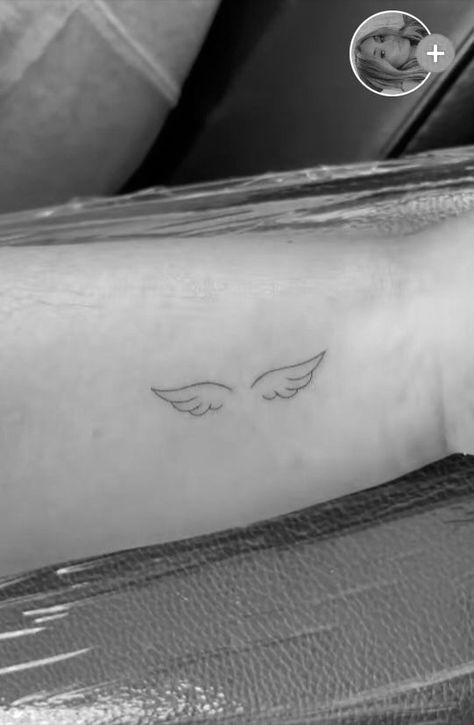 Angel Wings Stick And Poke, Wings Tattoo Design On Back, Angel Wings Tattoo With Date, Dainty Wing Tattoo, Single Wing Tattoo, Dove Wings Tattoo, Angel Wings Small Tattoo, Fine Line Angel Wings, Angel Tattoo Back