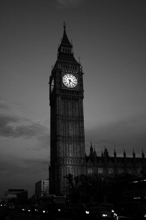 Clock Tower Aesthetic, London Lifestyle Aesthetic, London Aesthetic Wallpaper, Highlight Profile, London Clock Tower, Tower Aesthetic, Stalking Jack The Ripper, Pictures For Edits, London Wallpaper