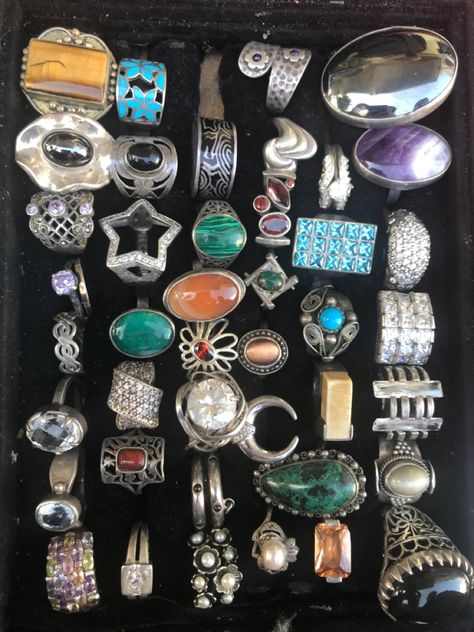 70s Accessories Jewelry, 70s Jewelry, Eclectic Jewelry, Indie Jewelry, Statement Fashion, Jewels Rings, Dope Jewelry, Earrings Accessories, Jewelry Lookbook