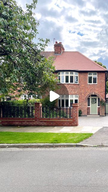 1930s House Driveway, 1930s Front Garden, 1950s Semi Detached House, 1930 House Exterior, 1930s House Exterior Uk, 1960s House Renovation, 1930 House Renovation, 1930s House Exterior, 1930s Semi Detached House