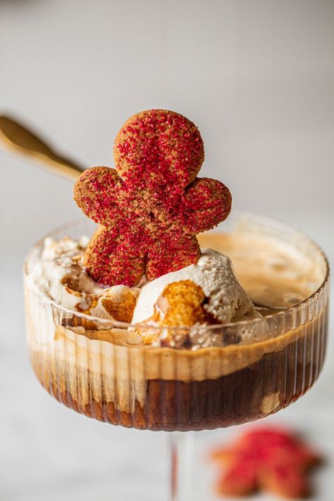 Gingerbread Affogato features hot espresso poured over sweet caramel ice cream, then finished with a sparkling gingerbread man! #affogato #gingerbread