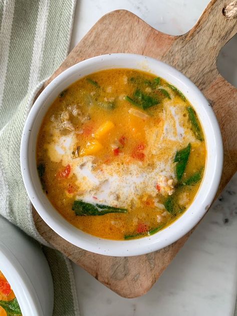 Butternut Squash Sausage Soup - (with Spinach and Italian Sausage) Squash Sausage Soup, Butternut Squash Sausage Soup, Squash Sausage, Butternut Squash Sausage, Sausage Soup Recipes, Ground Italian Sausage, Sausage Soup, Healthy Benefits, How To Dry Rosemary