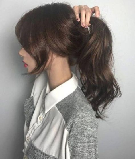 CURTAIN BANGS THICKNESS Ulzzang Hair, Haircuts Straight Hair, Long Wavy Hair, Asian Hair, Curtain Bangs, Hairstyles Haircuts, Layered Hair, Trendy Hairstyles, Hairstyles With Bangs