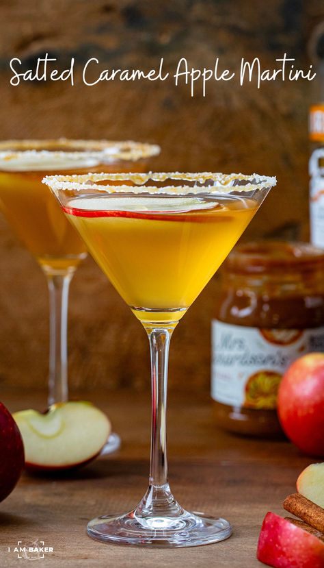 This Salted Caramel Apple Martini mixes crisp apple cider and caramel vodka, finished with a sweet and salty caramel-salted rim. If you want a drink that will take you right into the Fall season, this is it! But, I can see myself sipping on this martini all year long! Salted Caramel Apple Martini, Fall Apple Martini, Caramel Apple Mixed Drink, Caramel Vodka Drinks Recipes, Caramel Vodka Cocktails, Salted Caramel Vodka Recipes, Salted Caramel Vodka Drinks, Apple Vodka Drinks, Toga Ideas