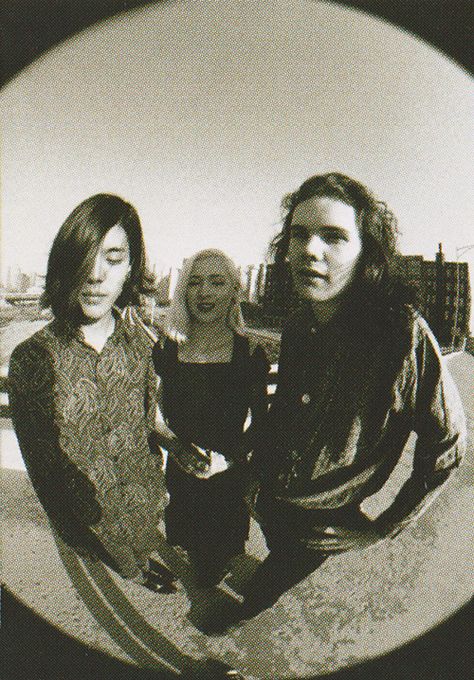 Darcy Smashing Pumpkins, Smashing Pumpkins Poster, James Iha, D'arcy Wretzky, Pumpkin Smash, Band Photoshoot, Billy Corgan, 90s Bands, The Smashing Pumpkins