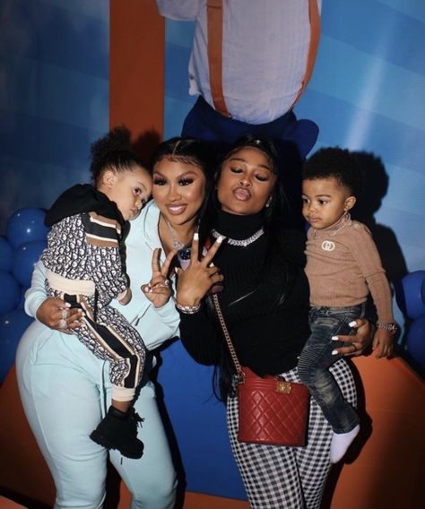 Loyal Armani, Jayda Cheaves, Mommy Goals, Best Friend Outfits, Mommy And Son, Photoshoot Themes, Bff Goals, Bestie Goals, Best Friend Goals