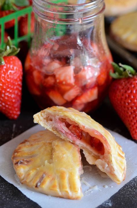 Strawberries and Cream Hand Pies Fruit Hand Pies, Strawberry Hand Pies, Vanilla Cream Cheese, Strawberry Cream Pies, Sweet Glaze, Hand Pie Recipes, Cream Cheese Pie, Dessert Shots, Pie Flavors