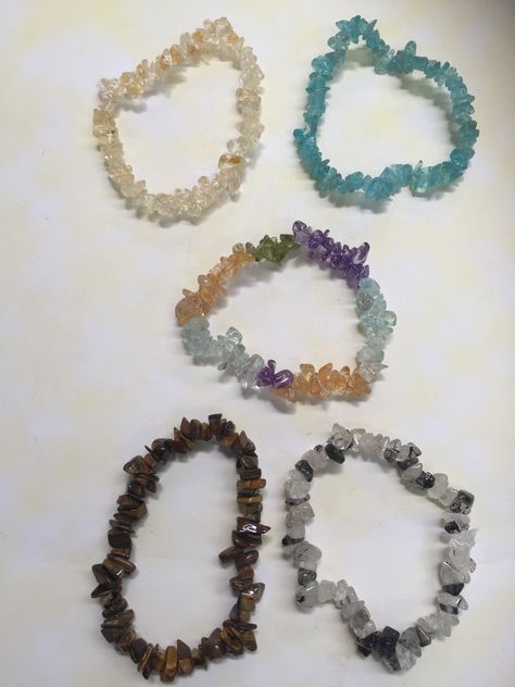 Chip bracelets of every colour are at Aus Crystals. Chip Bead Jewelry, Jewelry Combo, Aesthetic Ideas, Bts Drawings, Chip Beads, Bead Jewelry, Beads Bracelet, Dream Jewelry, Gemstone Bracelets