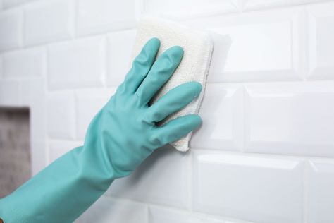 Cleaning grout haze is an inevitable part of tiling. Using the right grout haze remover will make this job go easier and faster. How To Remove Grout, How To Clean Stone, Cleaning Grout, Cleaning The Bathroom, Clean Grout, Leaking Toilet, Cleaning Ceramic Tiles, Tile Removal, Bleach Pen