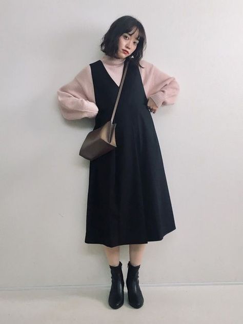 Girl Casual Outfits, K Pop Fashion, Fashion Tiktok, Elegante Casual, 가을 패션, Korean Outfits, Casual Girl, Japanese Fashion, Pop Fashion