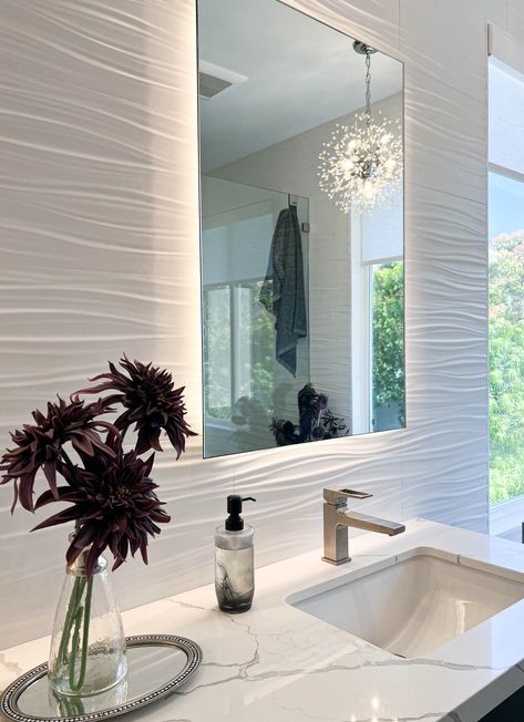 Mirror Tiles Bathroom Ideas, Full Wall Backsplash Bathroom, Bathroom Tile Mirror, Wavy Tiles In Bathroom, Restroom Backsplash Ideas, Modern Bathroom Backsplash Ideas, Wavy White Tile Bathroom, Wavy Bathroom Tile, Tile Bathroom Walls Behind Mirror