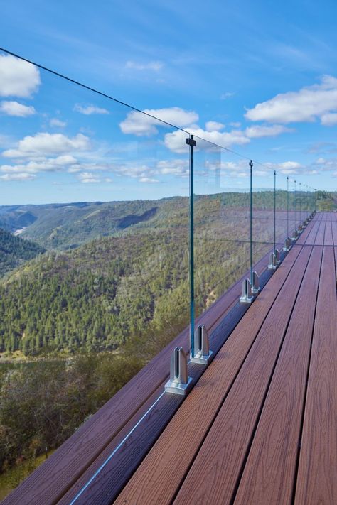 Invisible Glass Railing on a Mountainside Home - Viewrail Glass Balcony Railing, Glass Railing Deck, Balcony Glass Design, Glass Handrail, Steel Railing Design, Glass Railing System, Modern Railing, Patio Railing, Deck Railing Design