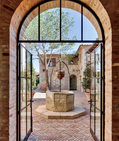 Mediterranean Farmhouse, Mediterranean Courtyard, Limestone Cladding, Brick Living Room, Architecture Instagram, Roman Garden, Italy Villa, Tuscan Villa, Small Remodel